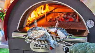 Clementi pec na pizzu Pulcinella – na dřevo